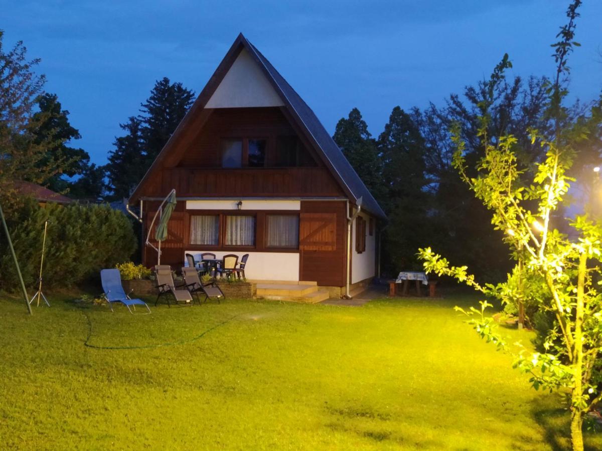 Pelso Vendeghaz With Internet Optical Cable Villa Balatonmariafurdo Luaran gambar